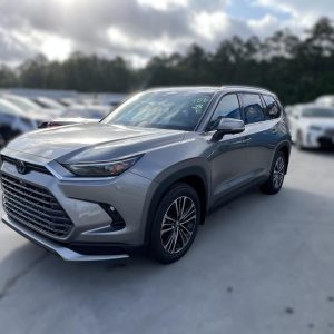 TOYOTA GARND HIGHLANDER